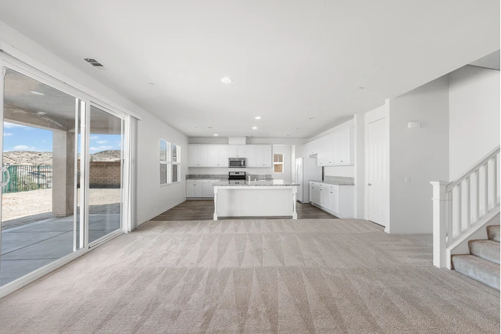 $3900 : Casa-Renta-Palmdale 5 Bed image 4