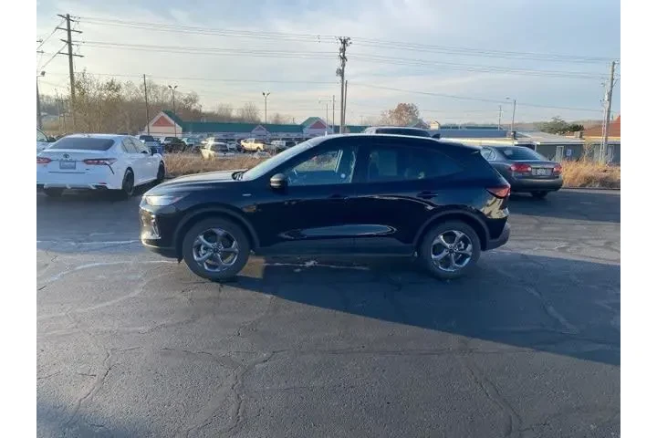 $25998 : Ford Escape 2025 AWD ST-Line image 2