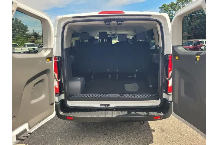 $38104 : Ford Transit 2024 350 XL 3dr image 8