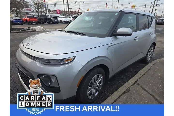 $15746 : Kia Soul 2021 LX 4dr Crossov image 5