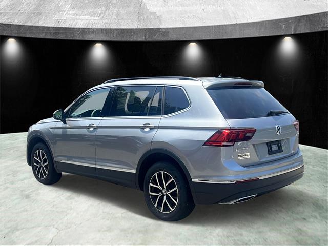 $19985 : Pre-Owned 2021 Tiguan 2.0T SE image 4