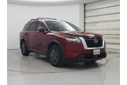 Nissan Pathfinder 2022 SV 4d