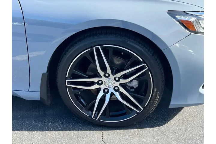 $28498 : Honda Accord 2021 Touring 4d image 10