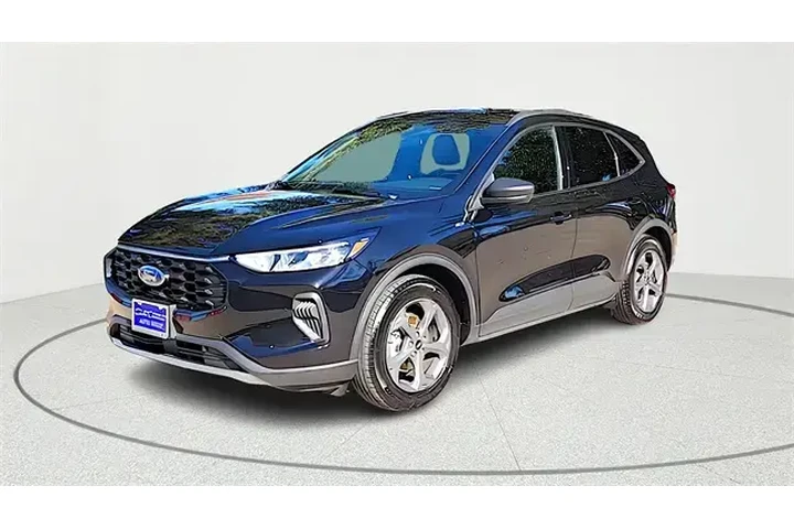 $21979 : Ford Escape 2025 ST-Line 4dr image 3