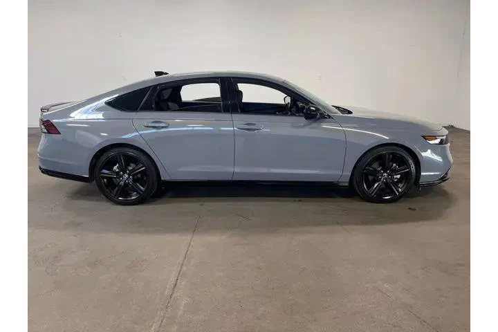 $33623 : Honda Accord Hybrid 2025 Spo image 2