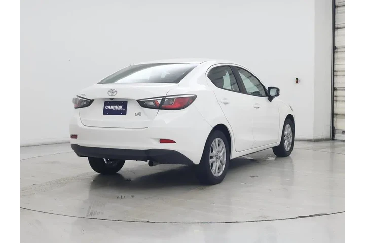 $13599 : Toyota Yaris iA 2017 4dr Sed image 8