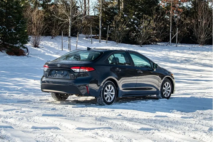 $14995 : Toyota Corolla 2024 LE 4dr S image 8