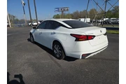 $15995 : 2019 Altima 2.5 S thumbnail