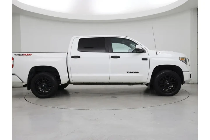 $33998 : Toyota Tundra 2018 4x4 SR5 4 image 7