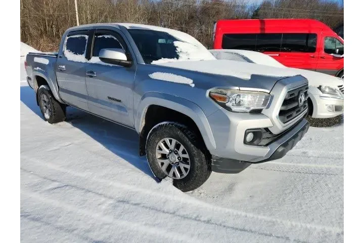 $23331 : Toyota Tacoma 2016 4x4 SR V6 image 3