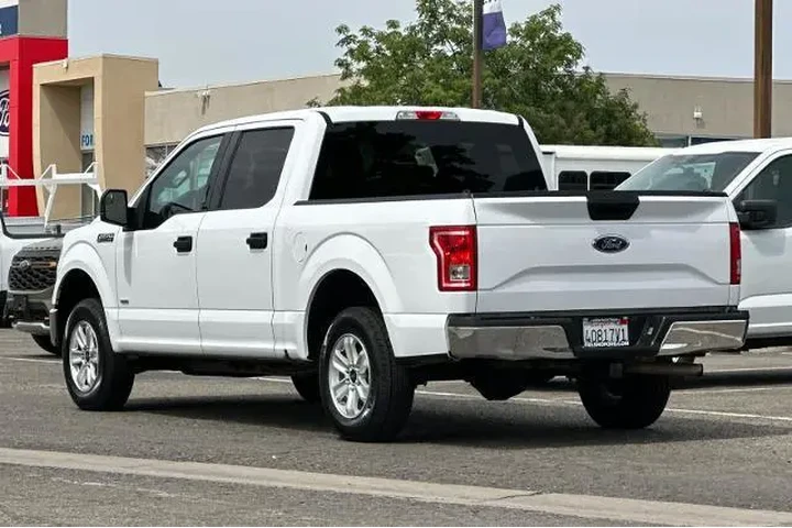 $17500 : Ford F-150 2015 4x2 XL 4dr S image 6
