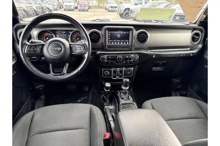 $27900 : Jeep Wrangler Unlimited 2021 image 5