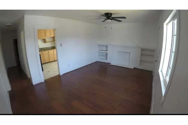 $1900 : 1 bd room DUPLEX for lease image 1