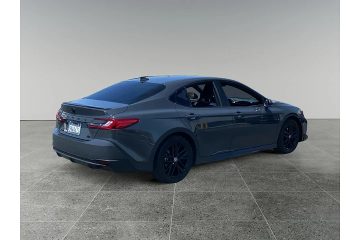 $31793 : Toyota Camry 2025 image 6