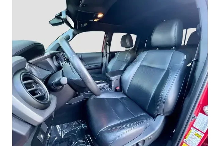$35900 : Toyota Tacoma 2021 4x2 TRD S image 10