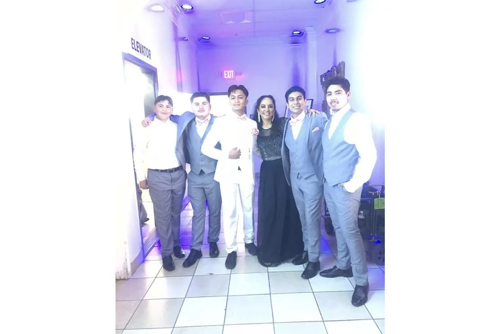 Maestra de vals image 9