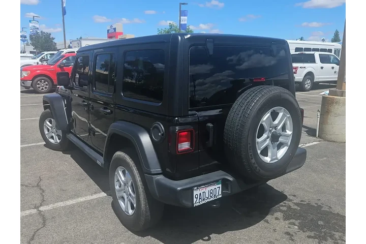 $28500 : Jeep Wrangler Unlimited 2022 image 6