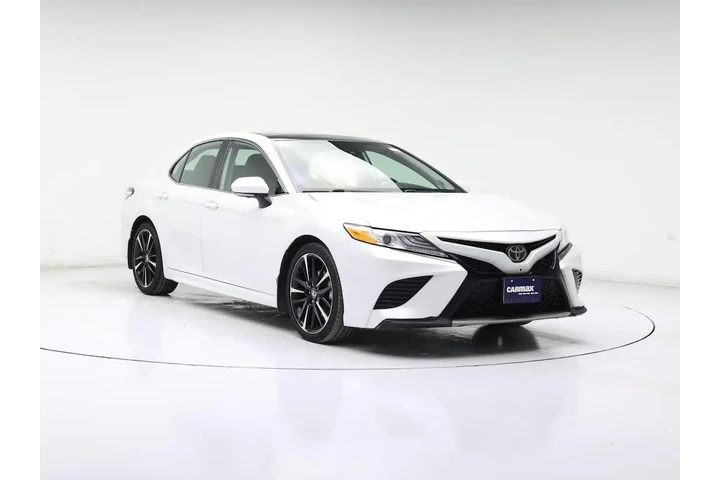 $25998 : Toyota Camry 2020 XSE V6 4dr image 1