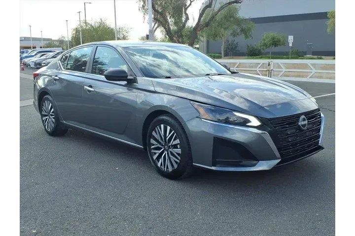 $19699 : Nissan Altima 2024 2.5 SV 4d image 7