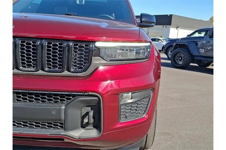 $32770 : Jeep Grand Cherokee 2022 4x4 image 9