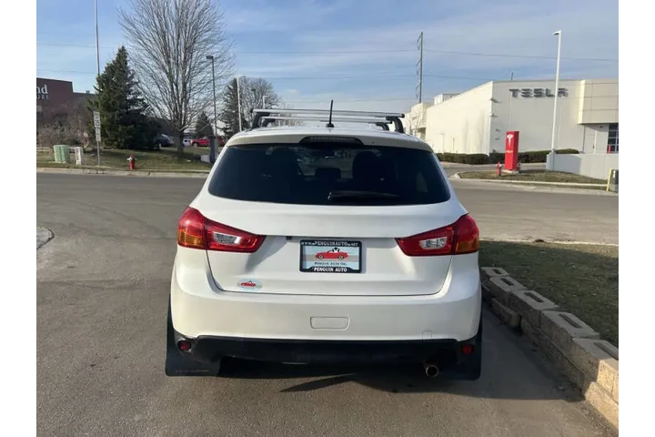 $7990 : 2014 Outlander Sport SE image 10