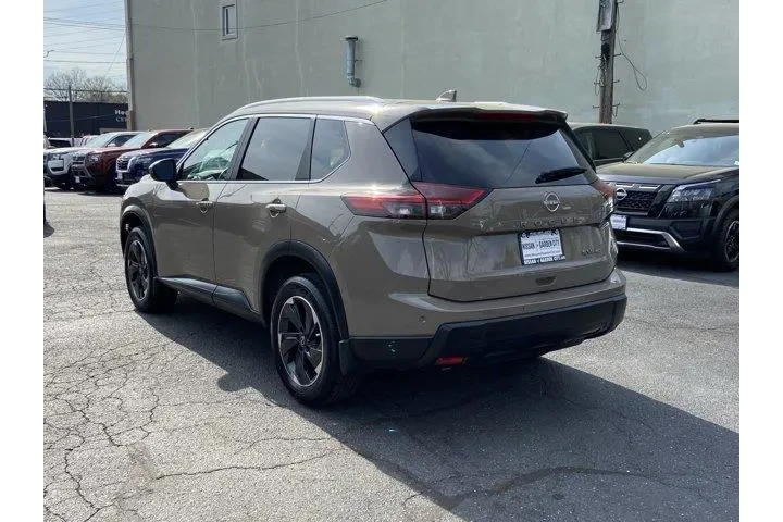 $17487 : Nissan Rogue 2024 AWD SV 4dr image 6