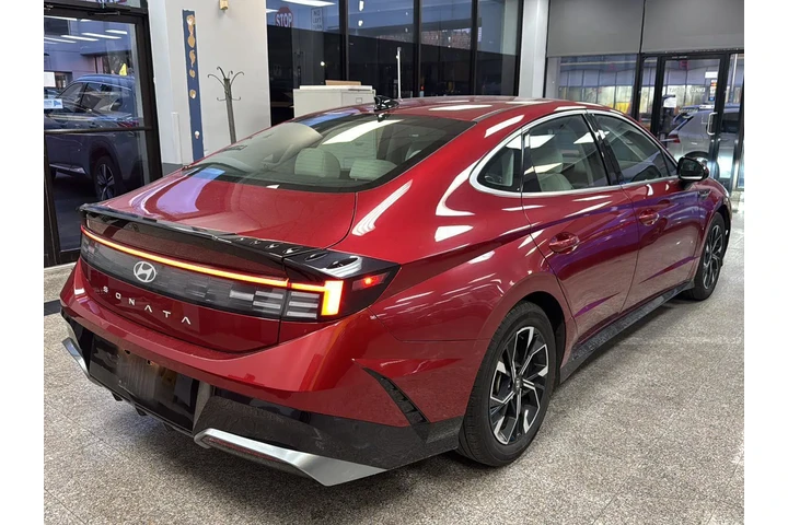 $20490 : Hyundai SONATA 2024 AWD SEL image 6