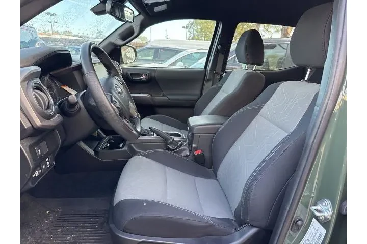 $34393 : Toyota Tacoma 2022 4x2 TRD S image 4