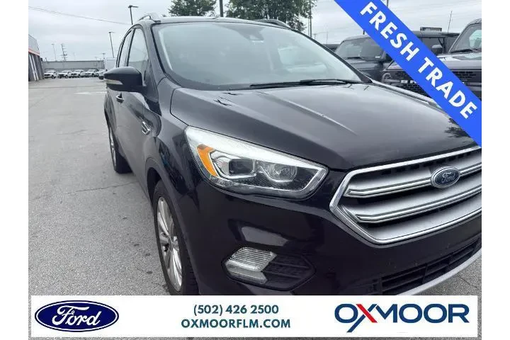 $13000 : Ford Escape 2017 AWD Titaniu image 1