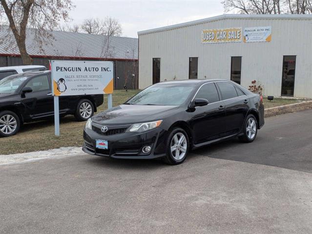 $9990 : 2014 Camry SE image 2