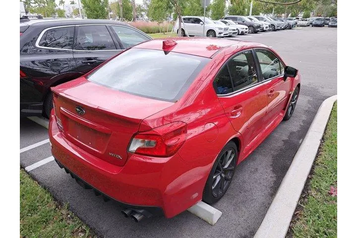 $18795 : Subaru WRX 2018 AWD Limited image 4