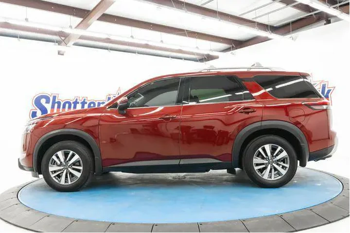 $26295 : Nissan Pathfinder 2022 SL 4d image 5