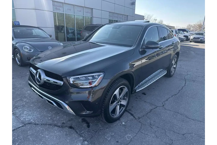 $34495 : 2021 GLC 300 4MATIC Coupe image 3