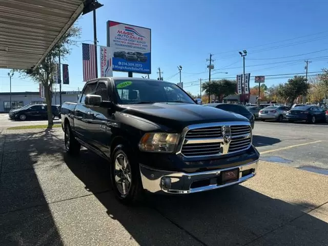 $18900 : 2016 RAM 1500 Big Horn image 3