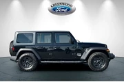 $23991 : Jeep Wrangler Unlimited 2018 thumbnail