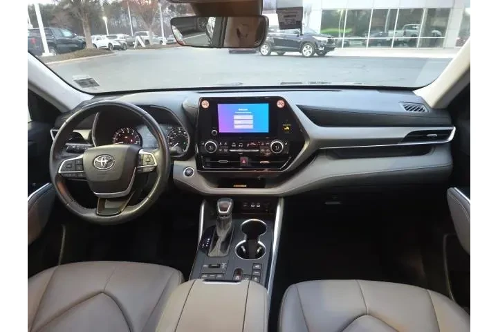 $38678 : Toyota Highlander 2024 AWD X image 9