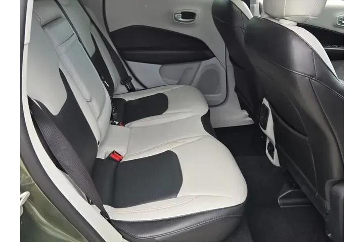 $16993 : Jeep Compass 2018 Limited 4d image 10
