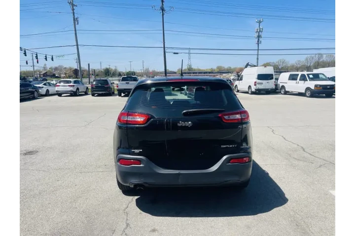 $5850 : 2014 Cherokee Sport image 10