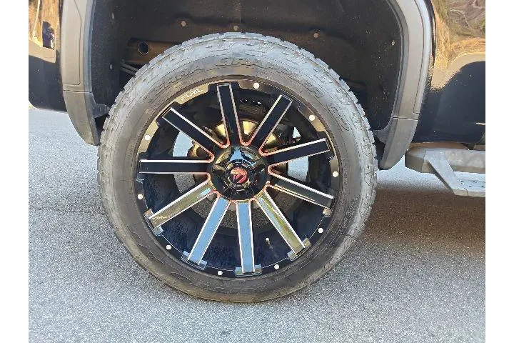 $36493 : GMC Sierra 1500 2019 4x4 AT4 image 4