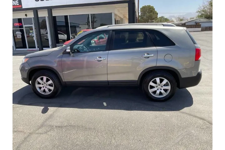 2012 Sorento LX image 7