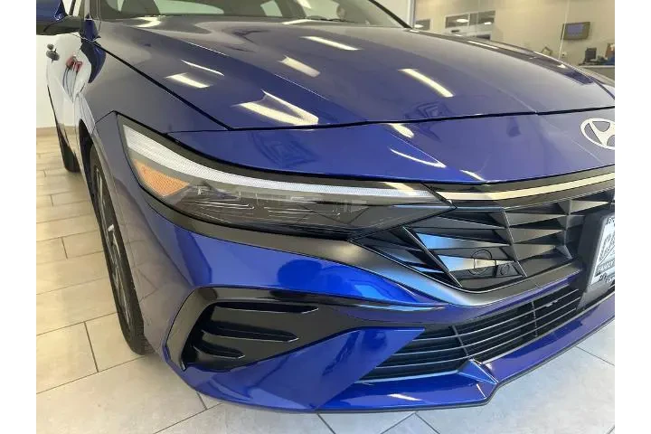 $20179 : Hyundai ELANTRA 2024 SEL 4dr image 9