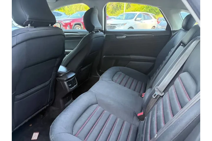$8950 : 2016 Fusion SE image 8