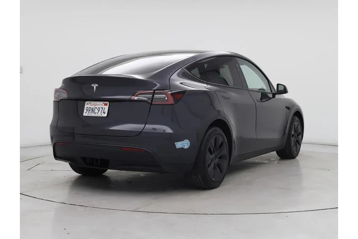 $39998 : Tesla Model Y 2025 Long Rang image 8