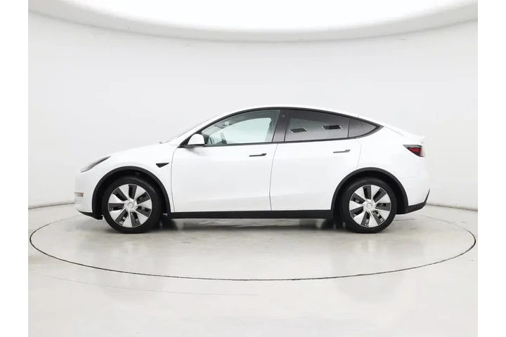 $31998 : Tesla Model Y 2022 AWD Long image 3