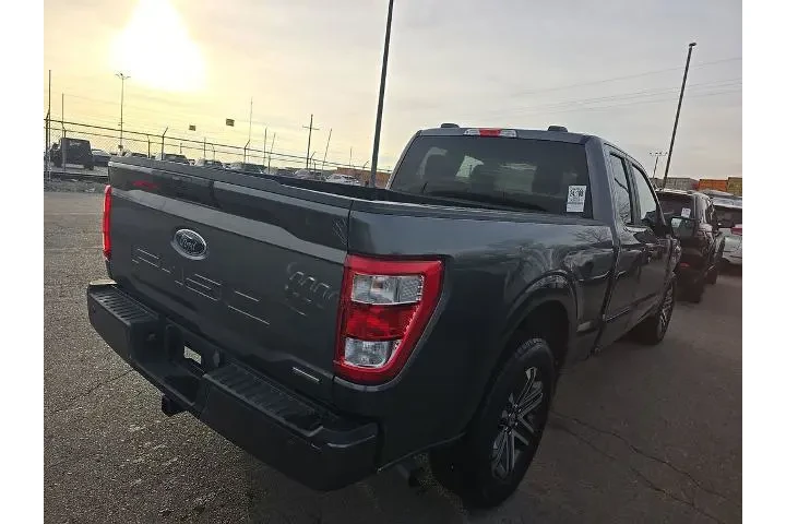 $27999 : Ford F-150 2023 4x2 XL 4dr S image 4