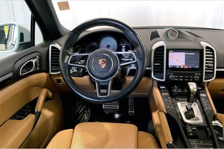 $24993 : Porsche Cayenne 2017 AWD S 4 image 4