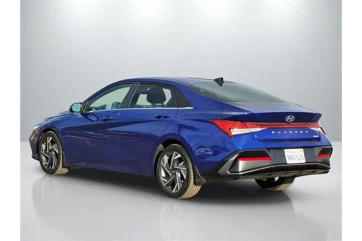 $20256 : Hyundai ELANTRA 2024 Limited image 6