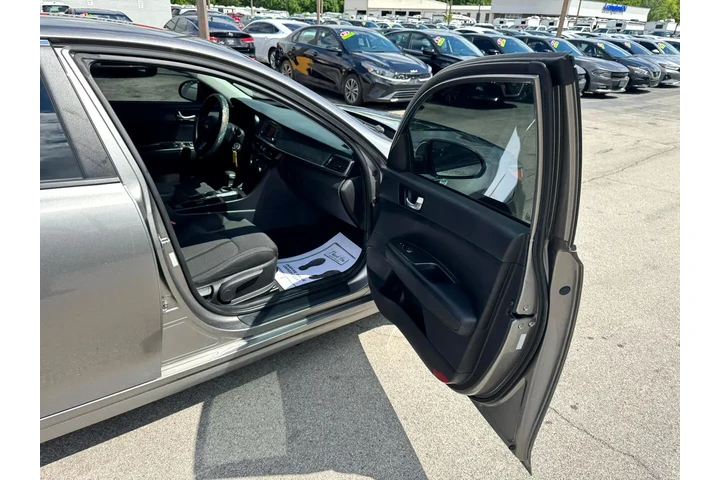 $7980 : 2016 Optima 4dr Sdn LX image 9