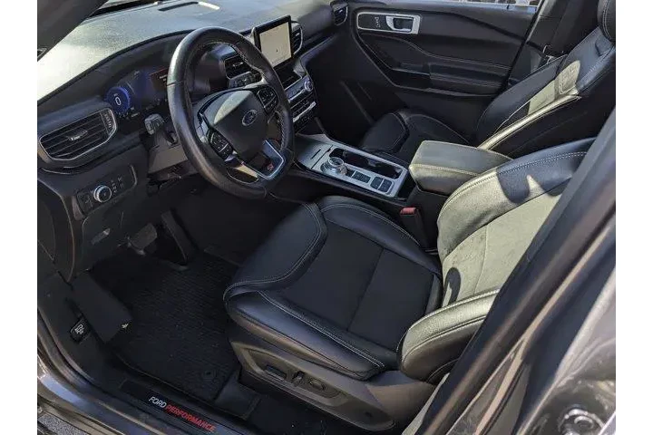 $33999 : Ford Explorer 2022 ST 4dr SU image 9