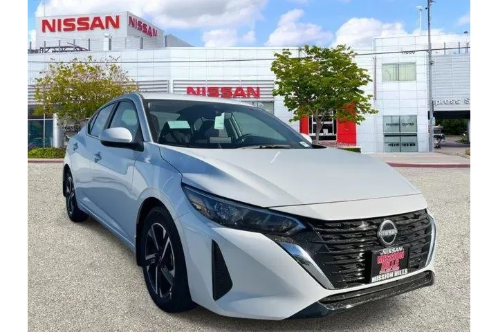 $21085 : Nissan Sentra 2025 SV 4dr Se image 7